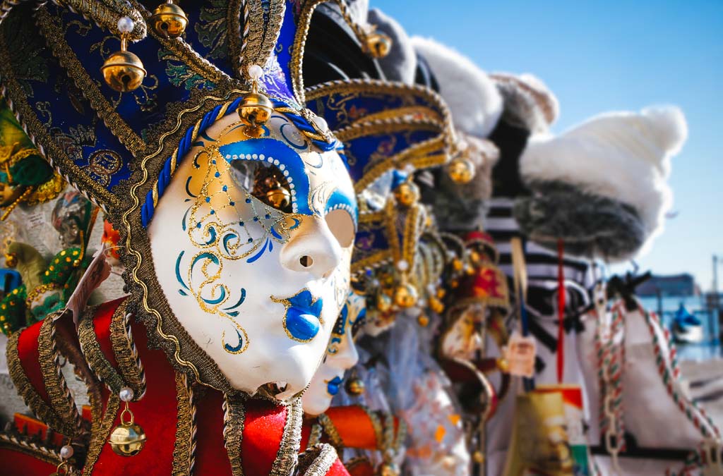 Les traditionnels masques de Carnaval