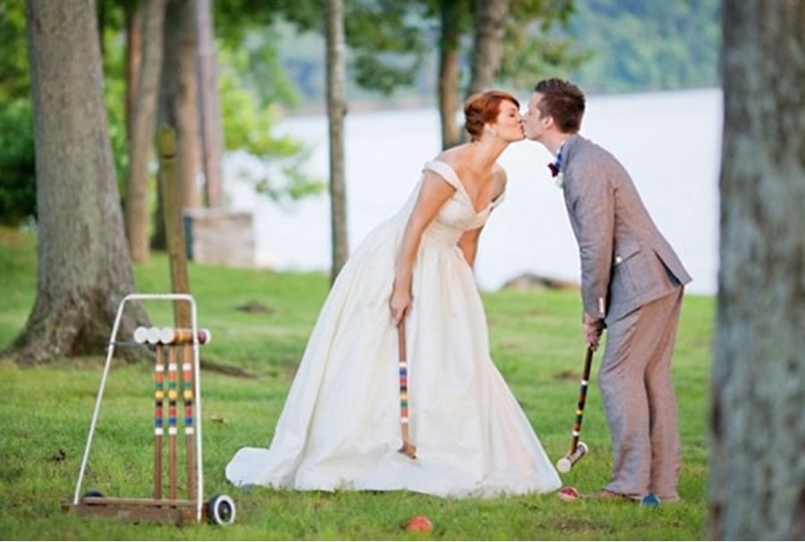 Le croquet, une idée originale de jeu pour s'amuser avec ses convives lors d'un mariage